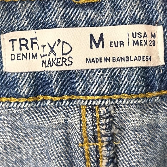 #125 Zara TRF IX'D Makers Distressed Denim Skirt with Raw Hem - Picture 7 of 9